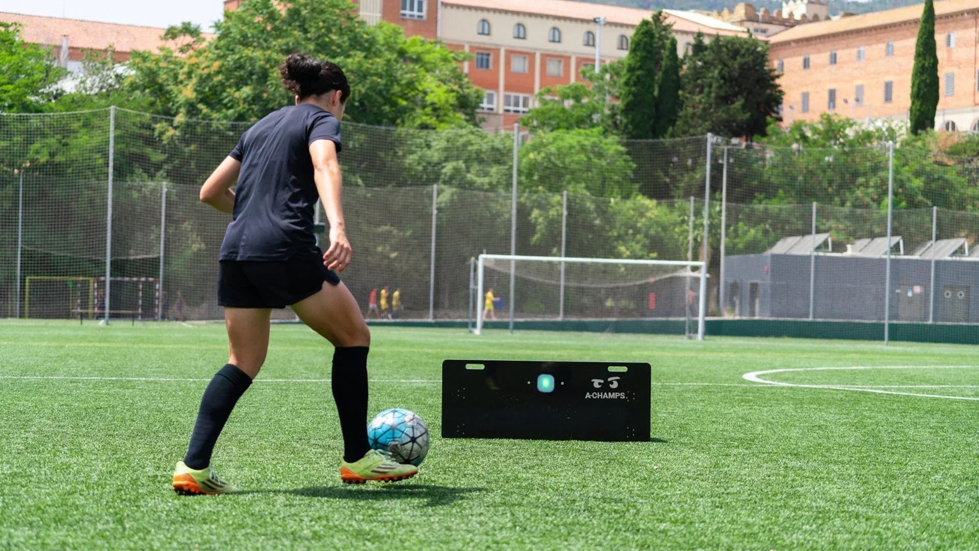 Different Ways to Use a Football Rebounder as a Training Tool