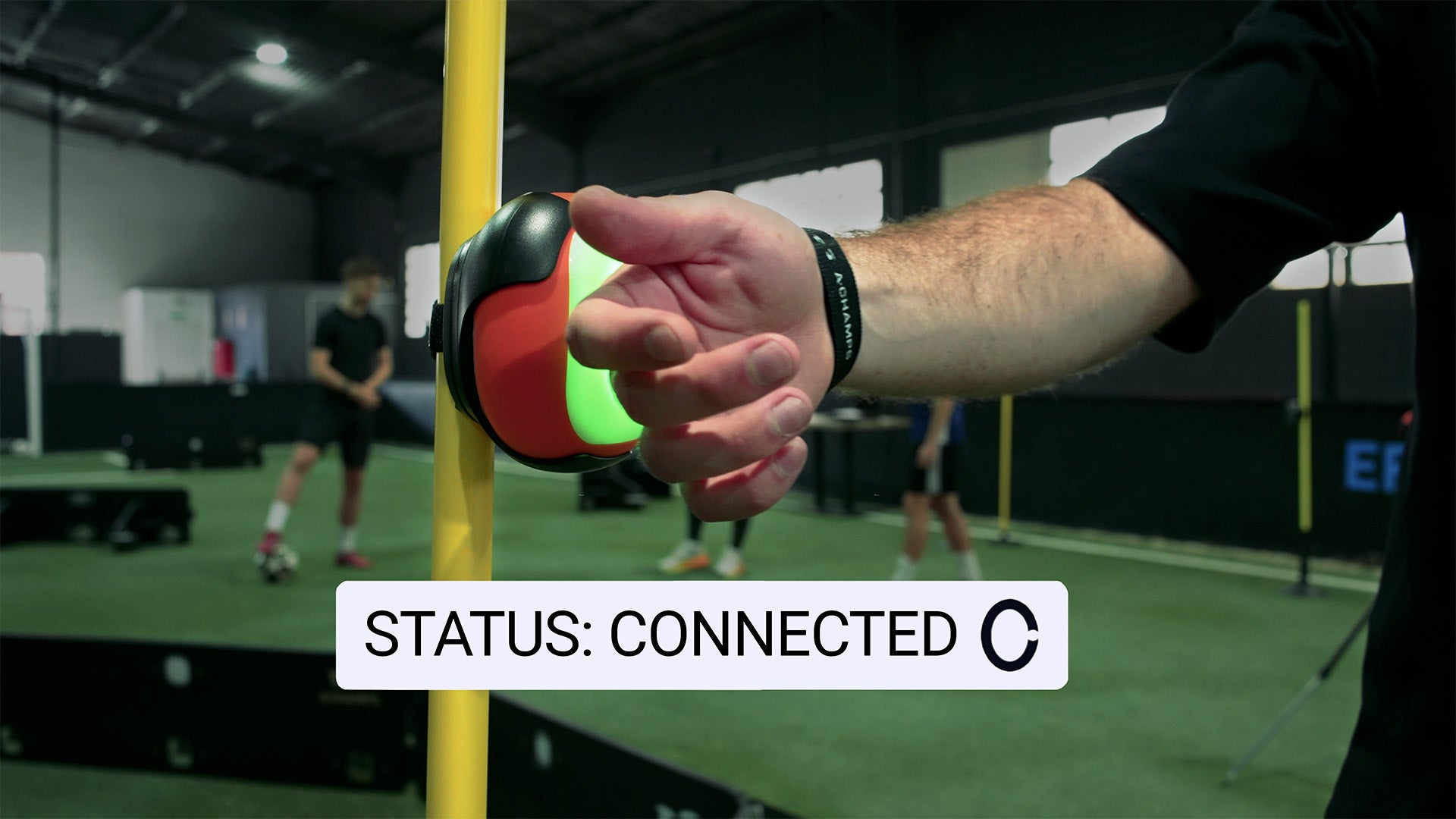 Person tapping the ROX with a Status: Connected pop up