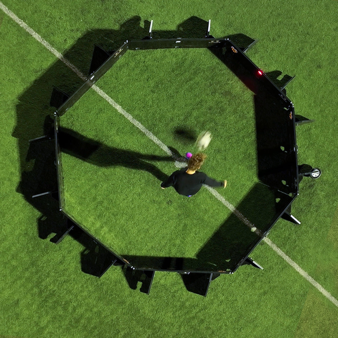 Player using the Scanning 360 station